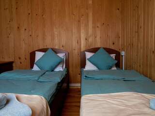 Гостевой дом Arpa Valley Cabin Ехегнадзор Небольшой двухместный номер с 2 отдельными кроватями-3